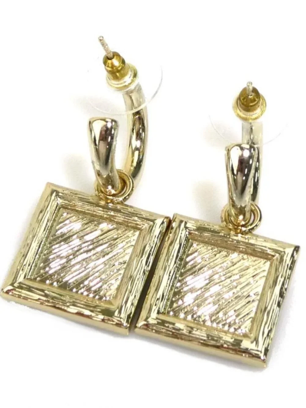 CHANEL CC Logo Pierce Earrings Gold/Black/Pink Metal/Enamel